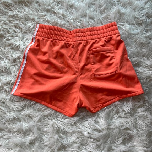 Adidas Originals Women 3 Stripes Shorts Orange - Picture 3 of 5